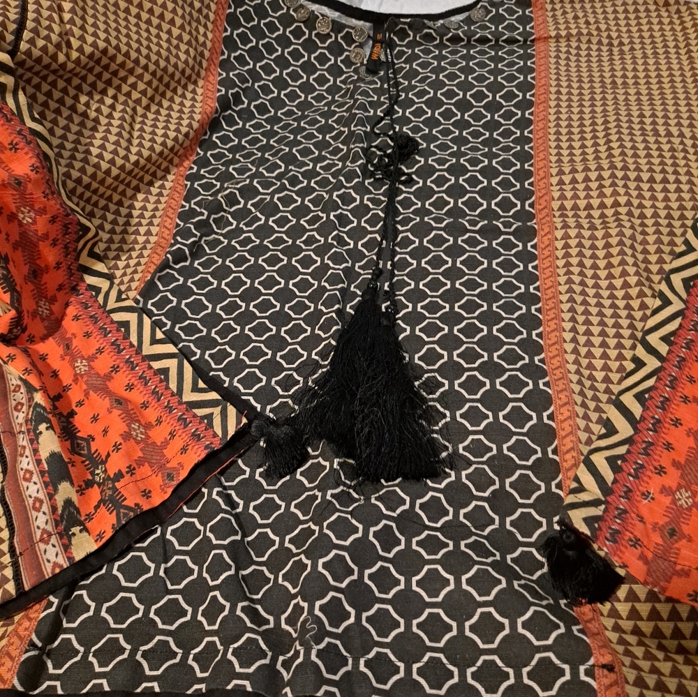 Poncho style top size Medium